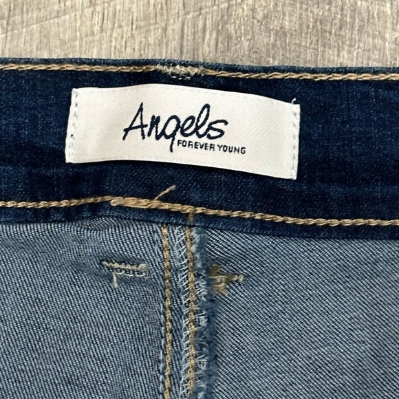 Women’s Angels 22W 2X Navy Blue Denim Jeans Shorts Rolled Hem Stretch NWT - Picture 11 of 12